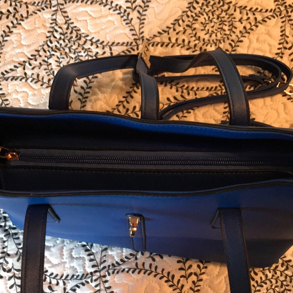 New sharp looking purse - Picture 6 of 6